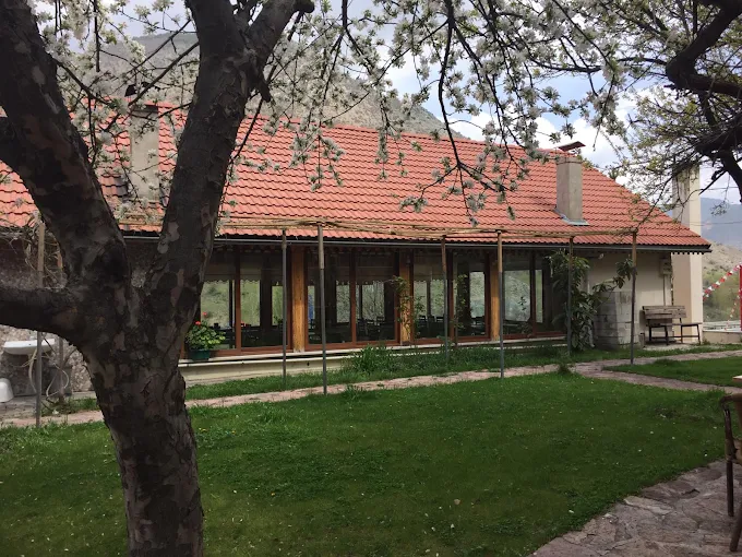 Onbir Kardeşler tesisinden kare 2